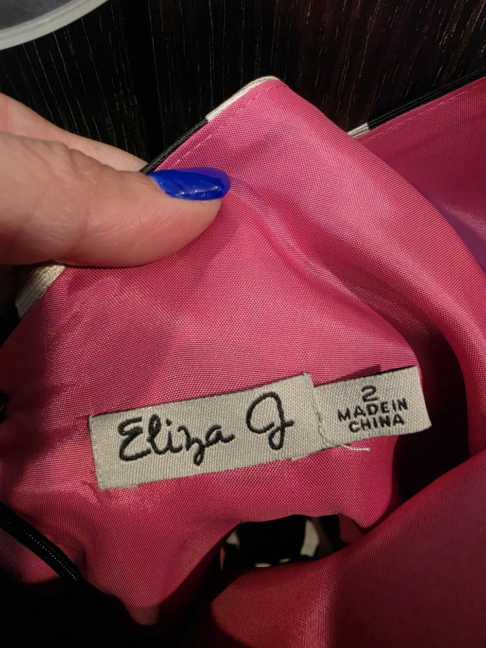 Eliza J sleeveless fit